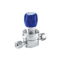 Регулятор AMFLO UHP AU22 Материал: Код SHP (Body-SUS316L VAR; Poppet, Nozzle, Diaphragm-Hastelloy®C-22, Gland-SUS316L; Seat: PCTFE); Поверхность 0.13 um; 2х портовый, вх. давл. 20.6 бар, CV-1.1