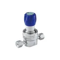 Регулятор AMFLO UHP AU23 Материал: Код S (Body-SUS316L VAR; Poppet, Nozzle,Gland-SUS316L;Diaphragm-Hastelloy®C-22,Seat: PCTFE) ; Поверхность 0.25 um; 2х портовый, вх. давл. 206 бар, CV-0.9
